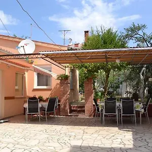 apartments-centurio-pula.in-istria.net/